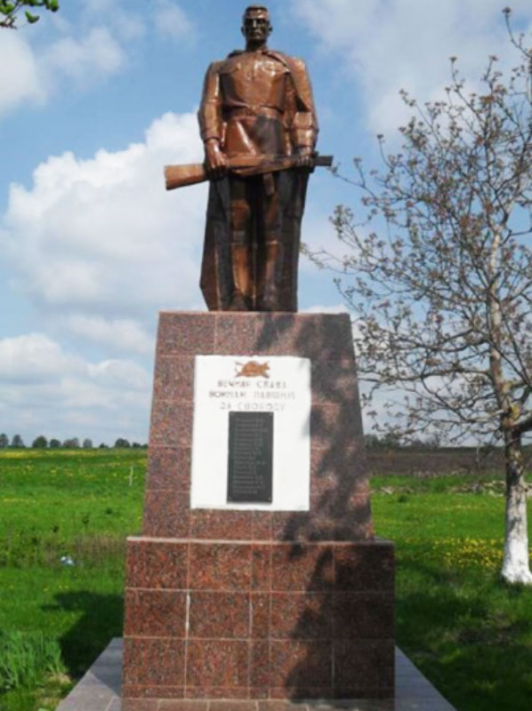 с. Фрунзовка. Памятник воинам-односельчанам, погибшим в годы Великой Отечественной войны.